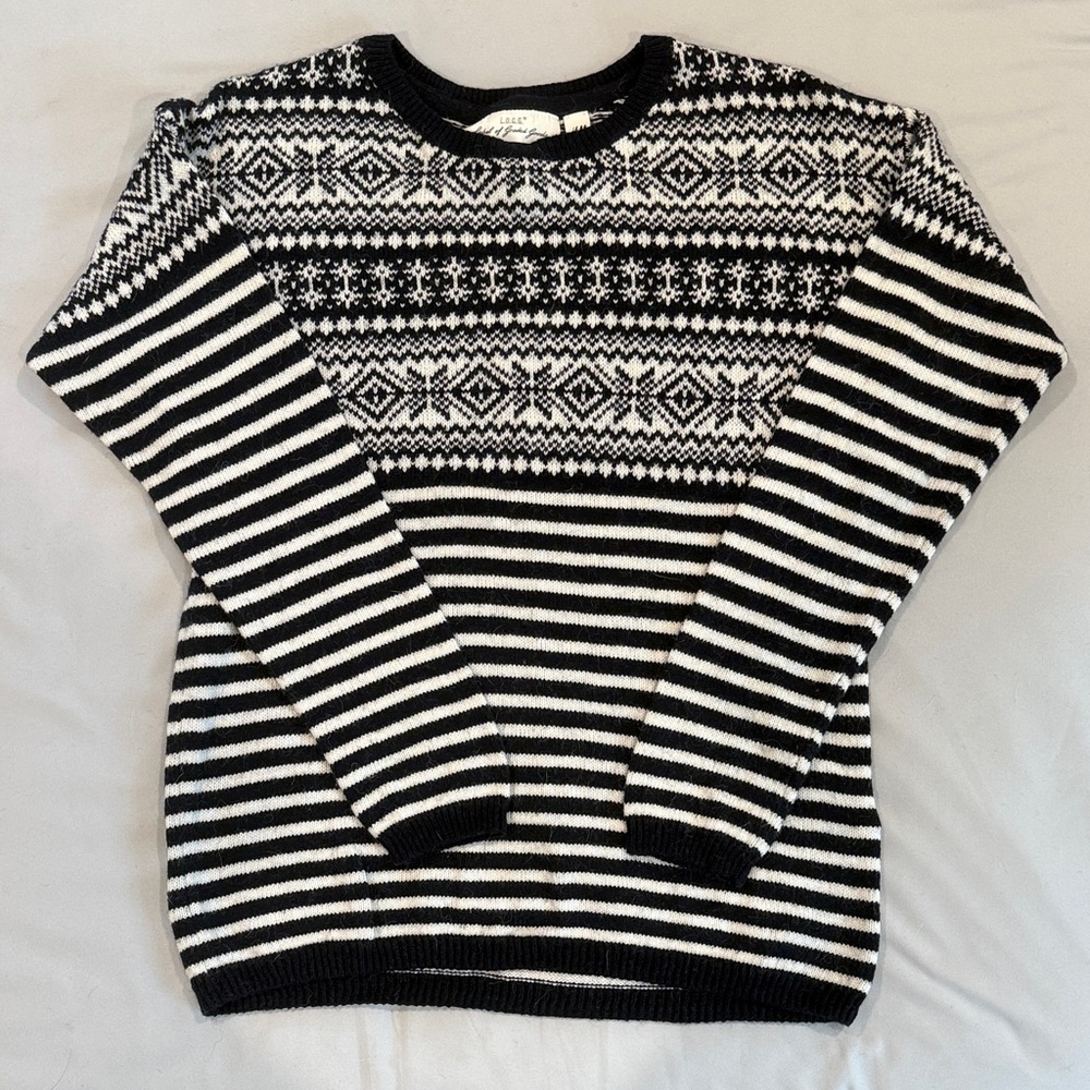 Navy Blue and White Fair Isle Sweater Women’s XS